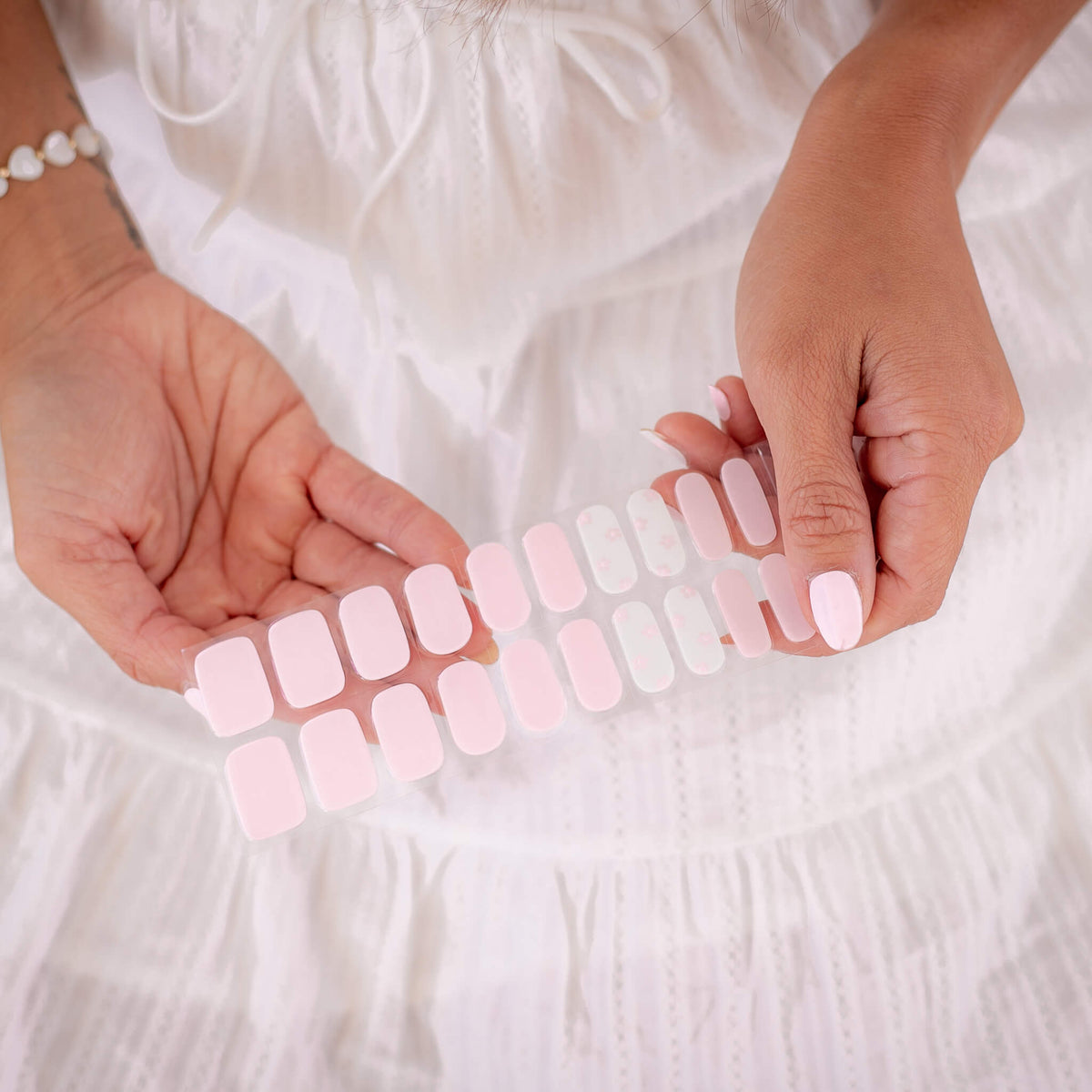 She Loves Me (Floral) Semicured Gel Nail Sticker Kit