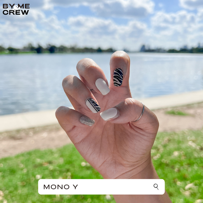 Get Started Pack (FREE UV Lamp + 2x Gel Nail Stickers)