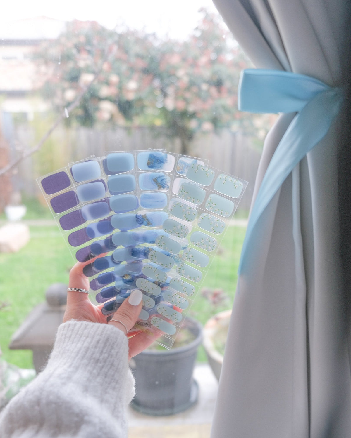 Get Started Pack (FREE UV Lamp + 2x Gel Nail Stickers)